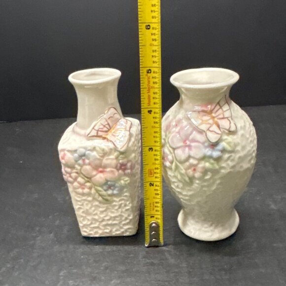 Vintage Porcelain Bud Vase Butterfly Flower Pattern Cream Pink 5'' - Set Of 2 - Picture 5 of 7